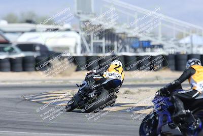 media/Nov-16-2025-Race Pace (Sun) [[8c5fa54630]]/Non Verified Riders (1st 20 Minutes)/4-Turn 16 (1116am)/